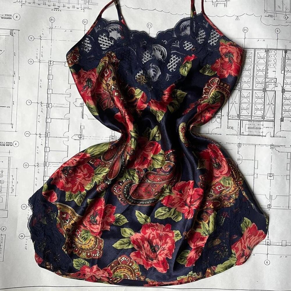 vtg 80s Victoria's Secret gold label floral slip dress